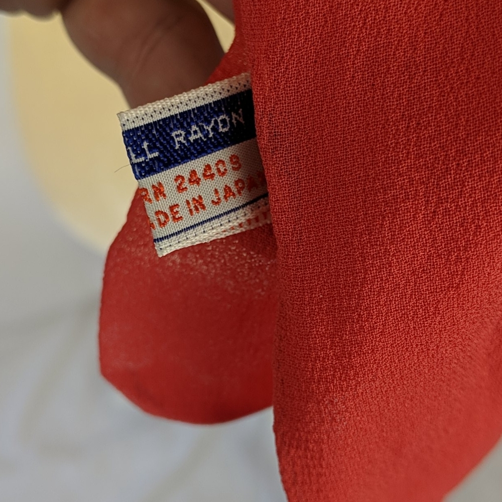 Vintage Made In Japan 100% Rayon Scarf Primary Colors: Blue Red Yellow, Gradient - Picture 4 of 4